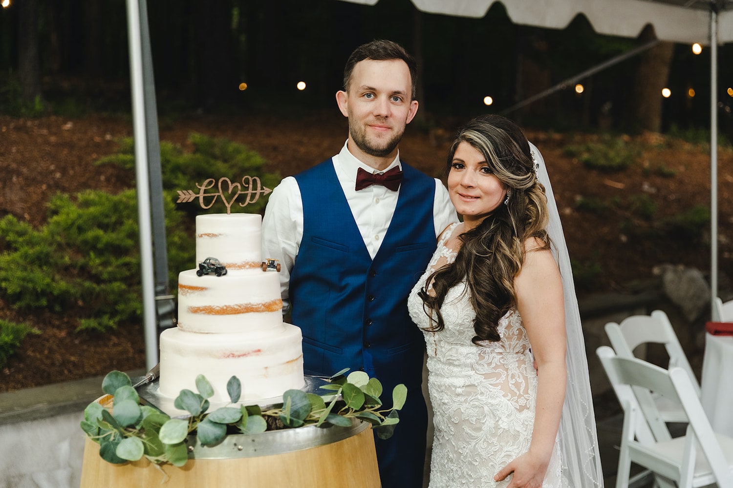 Couple & Wedding Cake