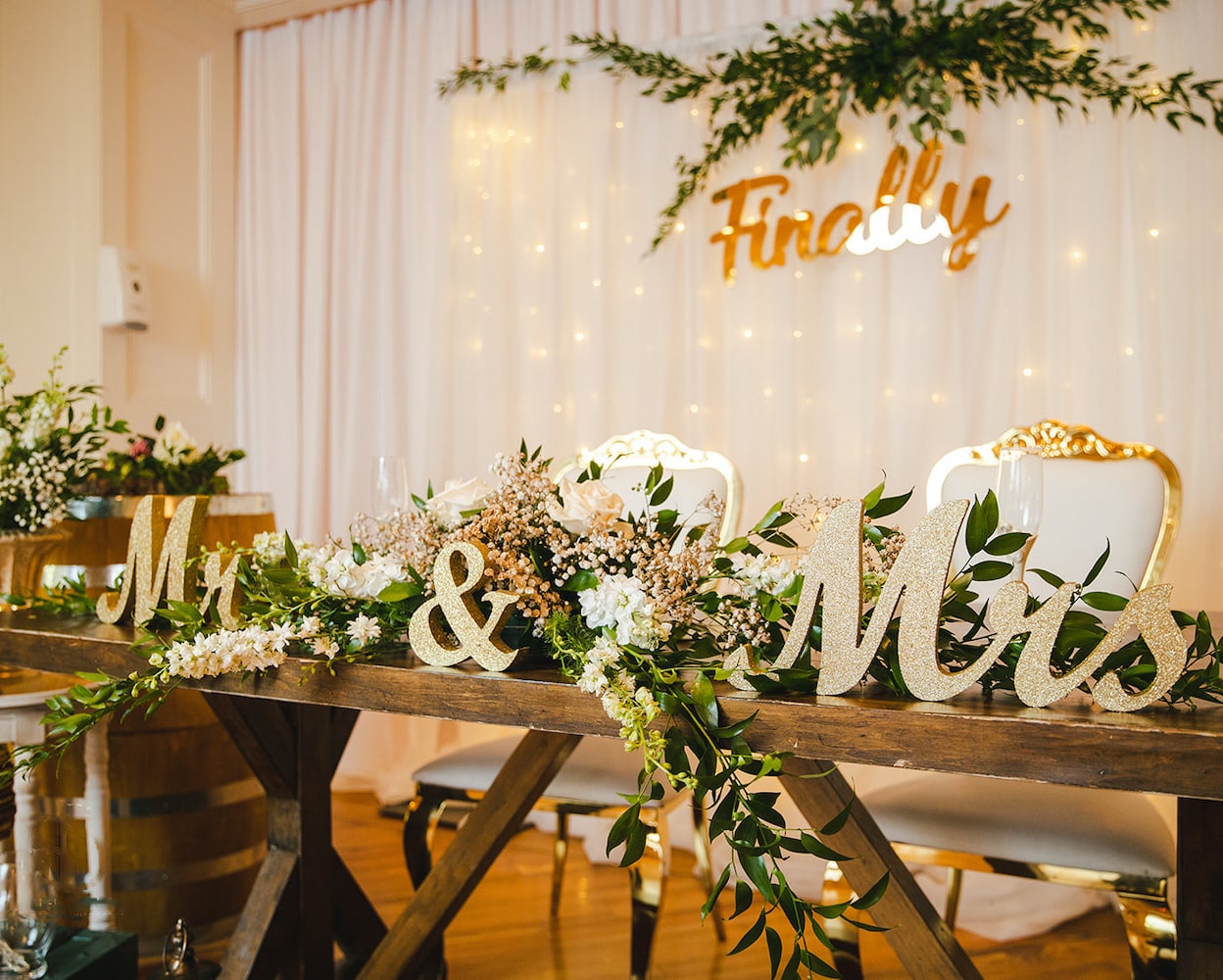 Couple's Wedding Dinning Table